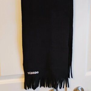 Roots Tuxedo Scarf